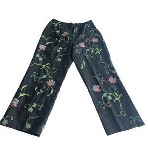 S.L.B. Womens Linen
Embroidered Crop Size 4
Pants Black Floral